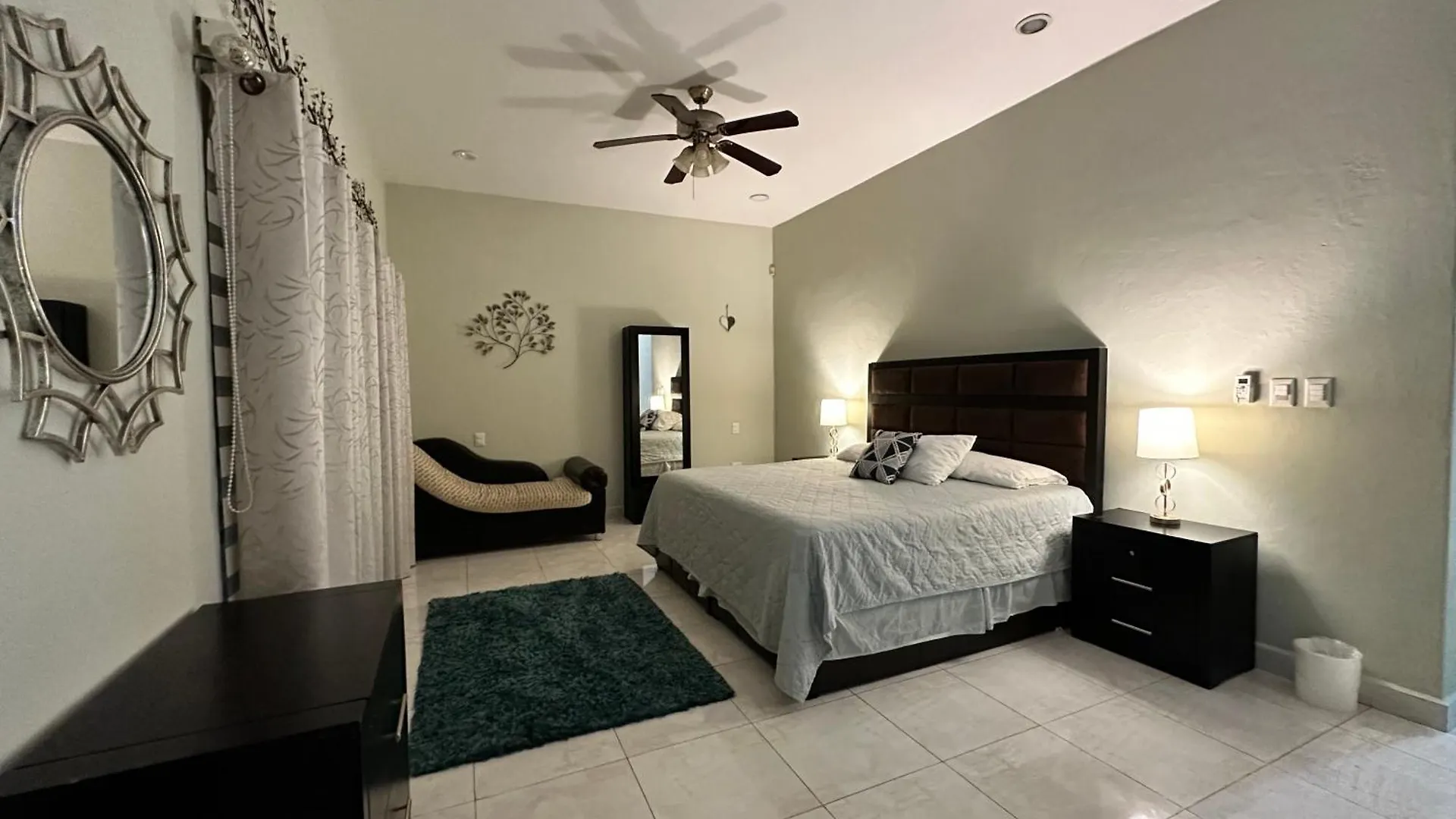 Casa Sasha'S Mini Palace Cancun