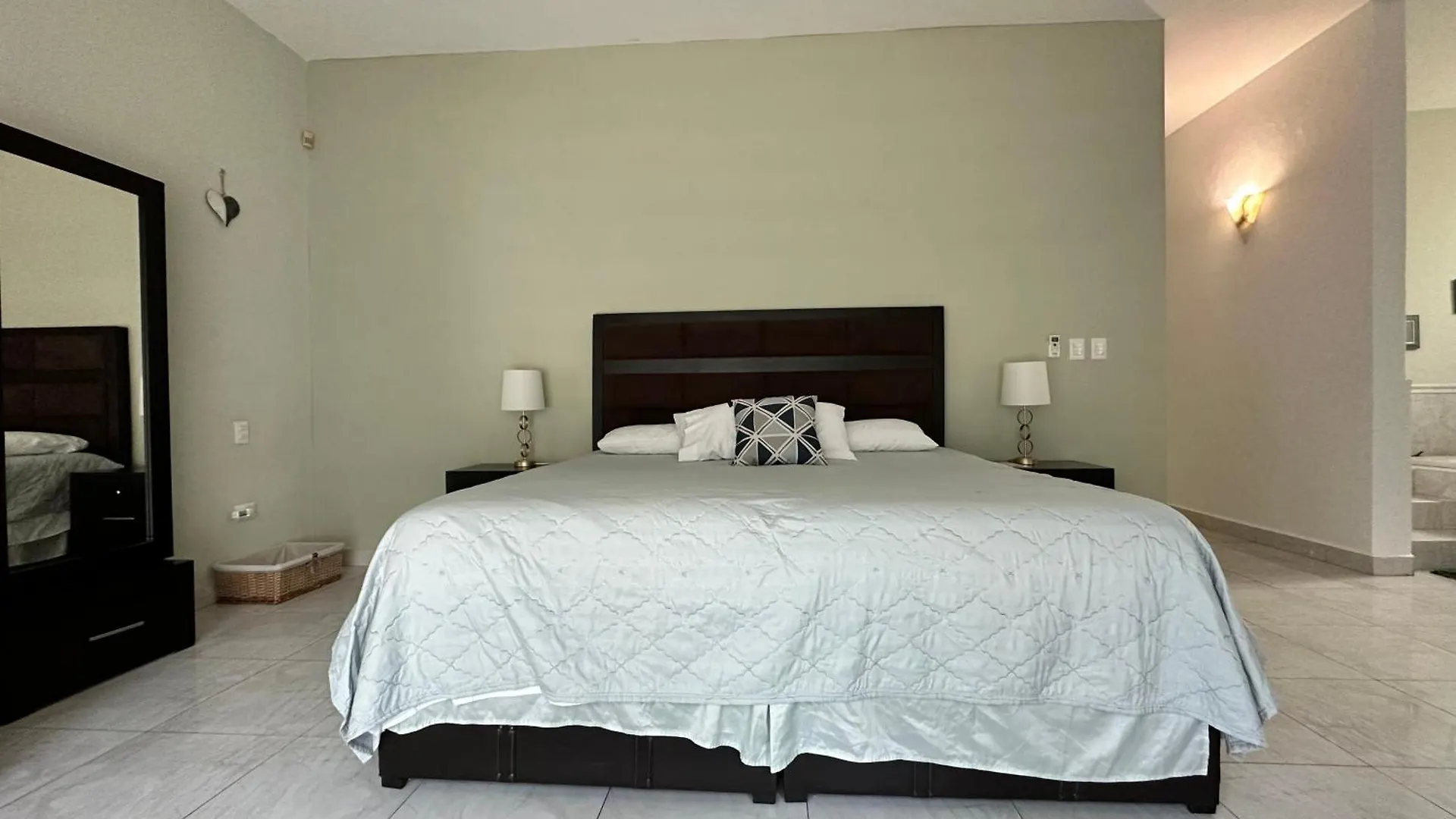 Casa Sasha'S Mini Palace Cancun